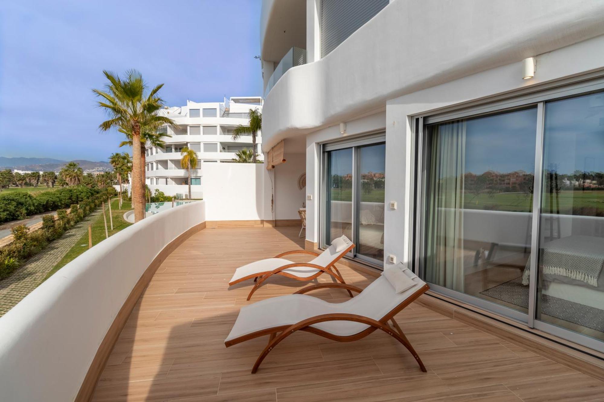 Rentitspain Apartamento Serena Terraza Con Vista A Golf Motril Kültér fotó